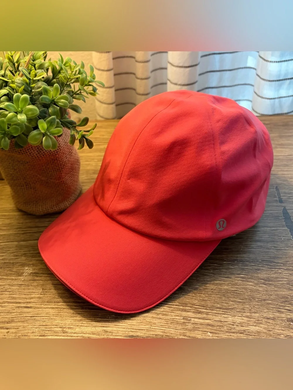 Lululemon NWOT Running Cap- Hot Pink